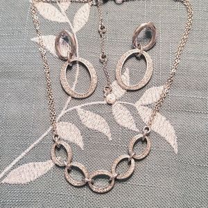 Chloe & Isabel necklace and earrings set.